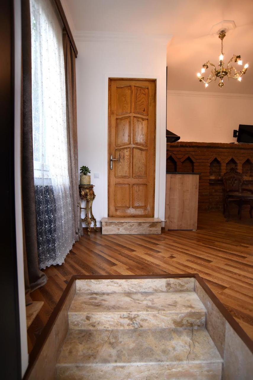 Old Vera Apartment *